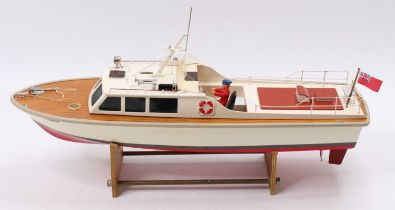 Billings Boat 1/30th scale kit built model of a Kadet, wooden and vacuum formed hull with