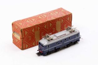 A Marklin HO gauge No. 3013/SEH800 double pantograph electric locomotive in blue, with No. 1101 to