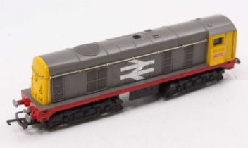 A Wrenn 00 gauge class 20 Bo-Bo Diesel Electric Locomotive body & chassis, with couplings and