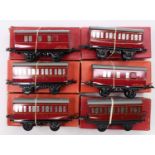 Six Hornby No.41 maroon coaches and brakes – 3 each. All (NM) (BVG-NM