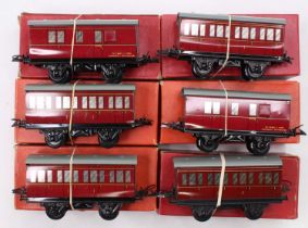 Six Hornby No.41 maroon coaches and brakes – 3 each. All (NM) (BVG-NM