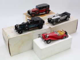 A collection of Franklin Mint 1/24 scale diecast vehicles to include a 1935 Mercedes Benz 500K, a