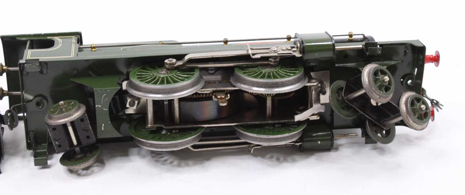 1933-6 Hornby 3C clockwork 4-4-2 loco & tender ‘Lord Nelson’ Southern 850. Black smokebox, 3 - Bild 3 aus 3
