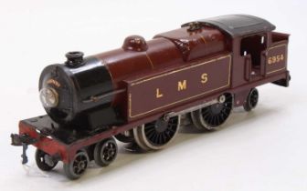 1937-9 Hornby 4-4-2 E220 20v AC electric Special tank loco, LMS red 6954. Sans serif letters &
