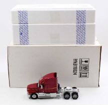 Franklin Mint 1/32nd scale diecast model of a 1994 Mack Cab Tractor Unit, as issued in the