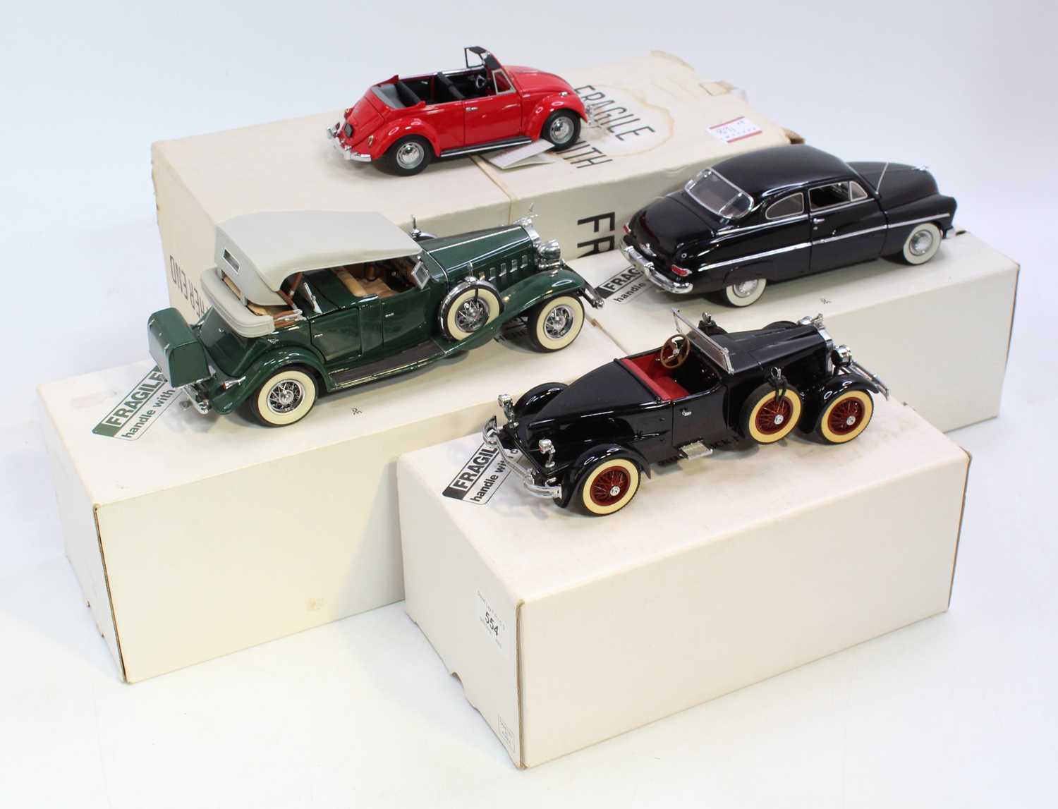 A collection of four various boxed Danbury Mint and Franklin Mint 1/24 scale diecast vehicles to - Image 2 of 2