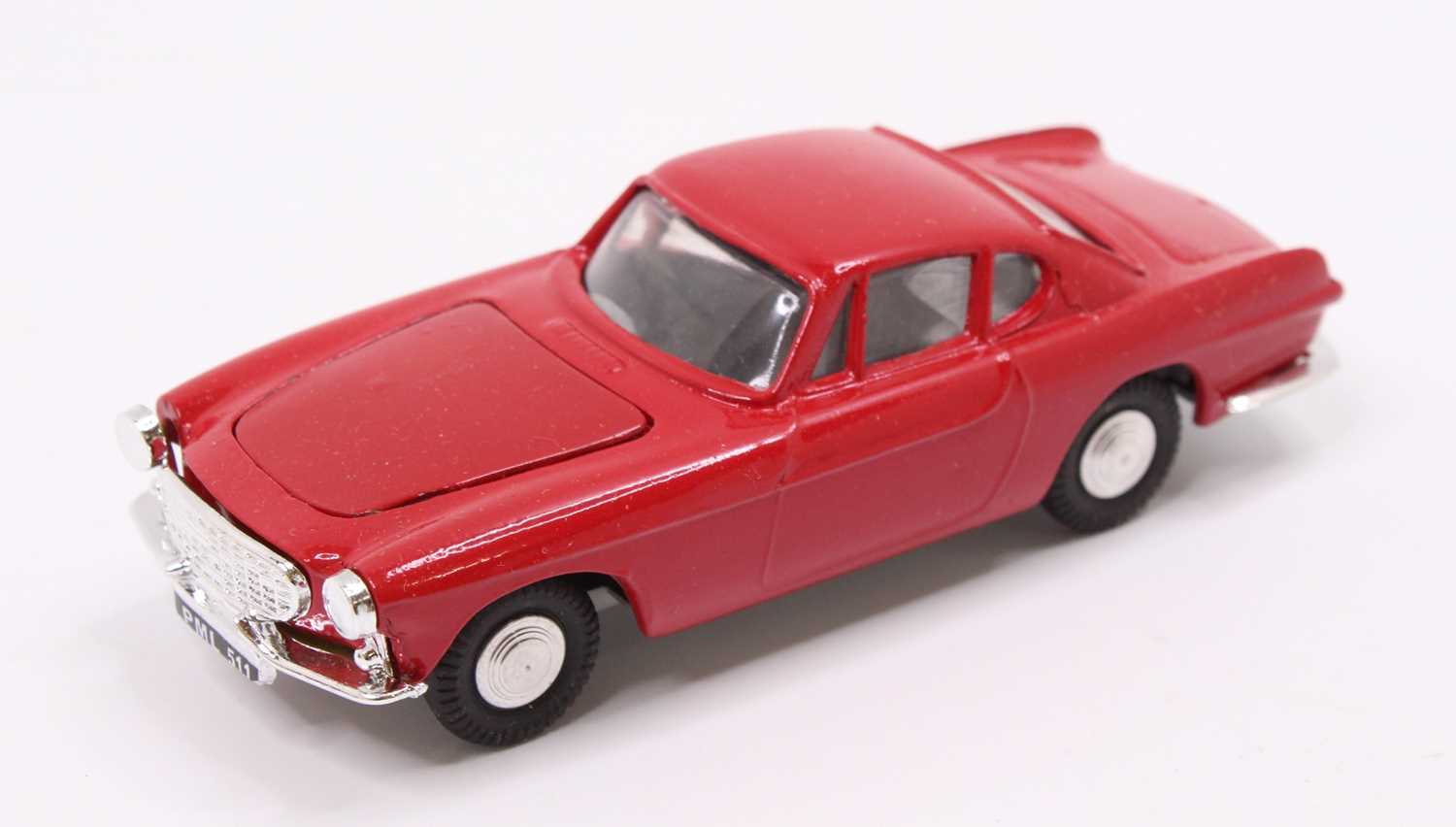 Spot On Models by Triang No.261 Volvo P1800, comprising of red body with grey interior, housed in - Bild 2 aus 4