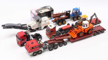 One tray containing a quantity of mixed construction and earth moving and plant diecast vehicles &