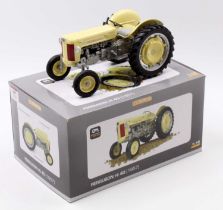 Universal Hobbies 1/16th scale No. UH4037 Ferguson Hi 40 (1957) Tractor, a limited edition of 1500