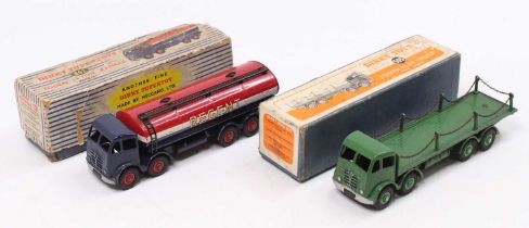 Dinky Toys boxed Foden group, 2 examples comprising No. 942 Foden 14-Ton 'Regent' Tanker, 2nd type