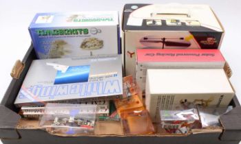 Collection of mixed scientific kits and models to include RC Helicopter, Solar Powered Racing Car,