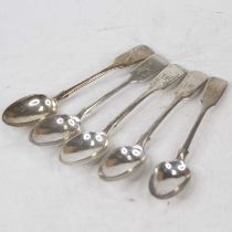 A set of five Victorian silver teaspoons in the Fiddle pattern, with monogrammed terminals, 3.2oz