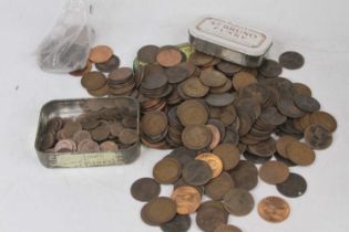 Great Britain, a collection of miscellaneous coinage to include copper pennies, farthings, etc