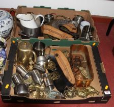 Two boxes of metal wares to include horse brasses, tankards, and Indian brass tray