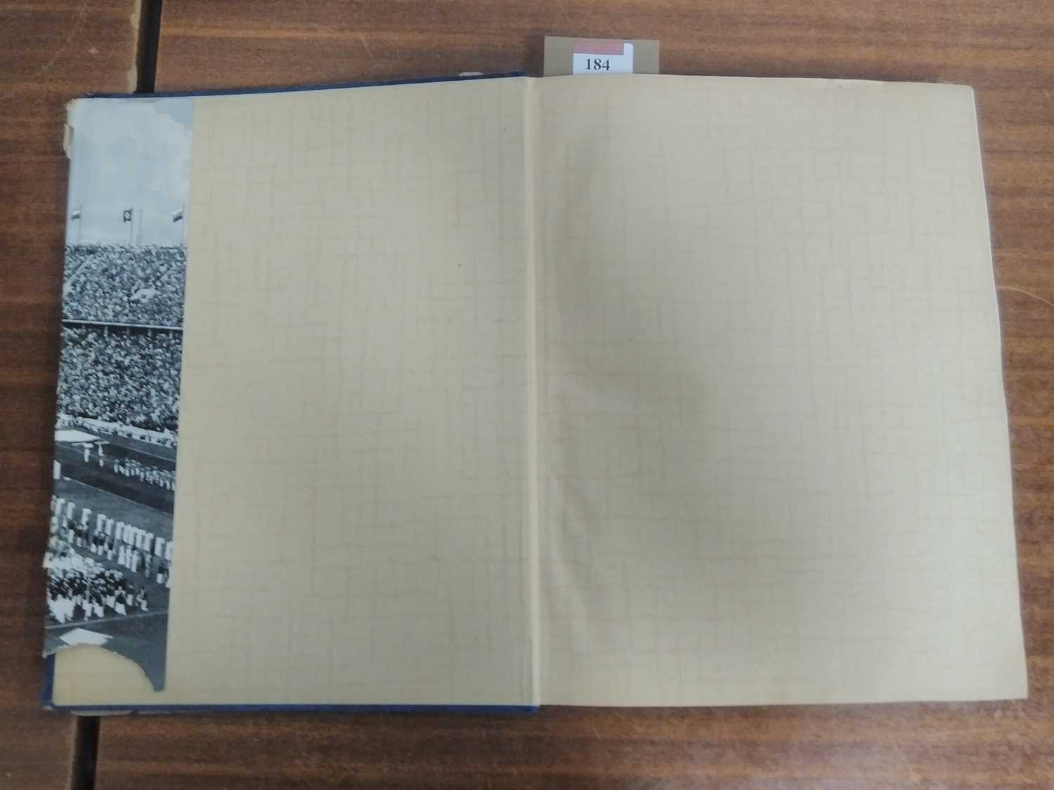 The German Third Reich 1936 Olympics photo-card book "Die Olympischen Spiele 1936", Cigaretten- - Image 6 of 7