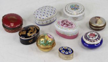 A collection of pill or patch boxes, to include Limoges Havilland example