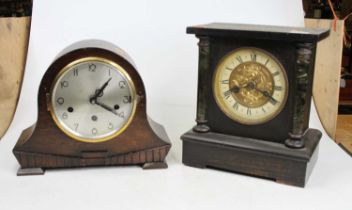 An early 20th century oak cased clock, the silvered dial showing Arabic numerals, having an eight-