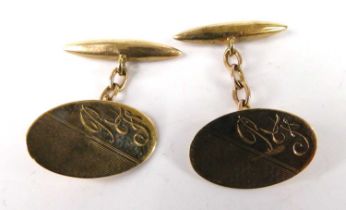 A pair of gent's 9ct gold cufflinks, with engine turned decoration, 4.2g