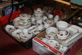Three boxes of Royal Worcester Evesham pattern tea and dinner wares