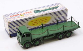 Dinky Toys No. 905 Foden Flat Truck with chains, in green with original chains, green hubs, boxed
