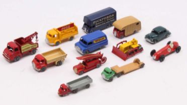 One tray containing 12 various early issue Matchbox 1/75 series diecast vehicles to include a Morris