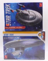 AMT Star Trek boxed model kit group, 2 examples comprising AMT 853/12 1/1400th scale U.S.S.