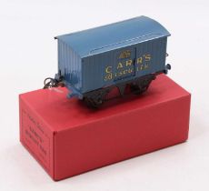 Post 1933 Hornby ‘Carr’s’ Biscuit van. Total repaint to a high standard. Semi-gloss finish.