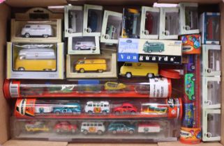 One tray containing a quantity of various Oxford diecast, Lledo, Matchbox, and similar, modern issue