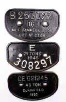 3x various D type wagon plates, comprising of eastern region 308297, DE 621245, BR 253022. All in