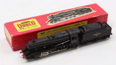 2224 Hornby-Dublo 2-rail 2-8-0, 8F loco & tender BR black 48073, Ringfield motor, version without