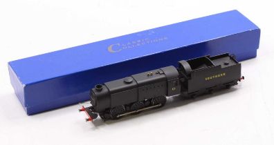 Classic Collections 3-rail Q1 0-6-0 loco & tender, unlined black ‘Southern’ C1 (NM) in maker’s