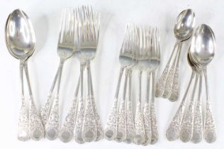 A Victorian silver harlequin suite of cutlery, comprising two tablespoons, six table forks, four
