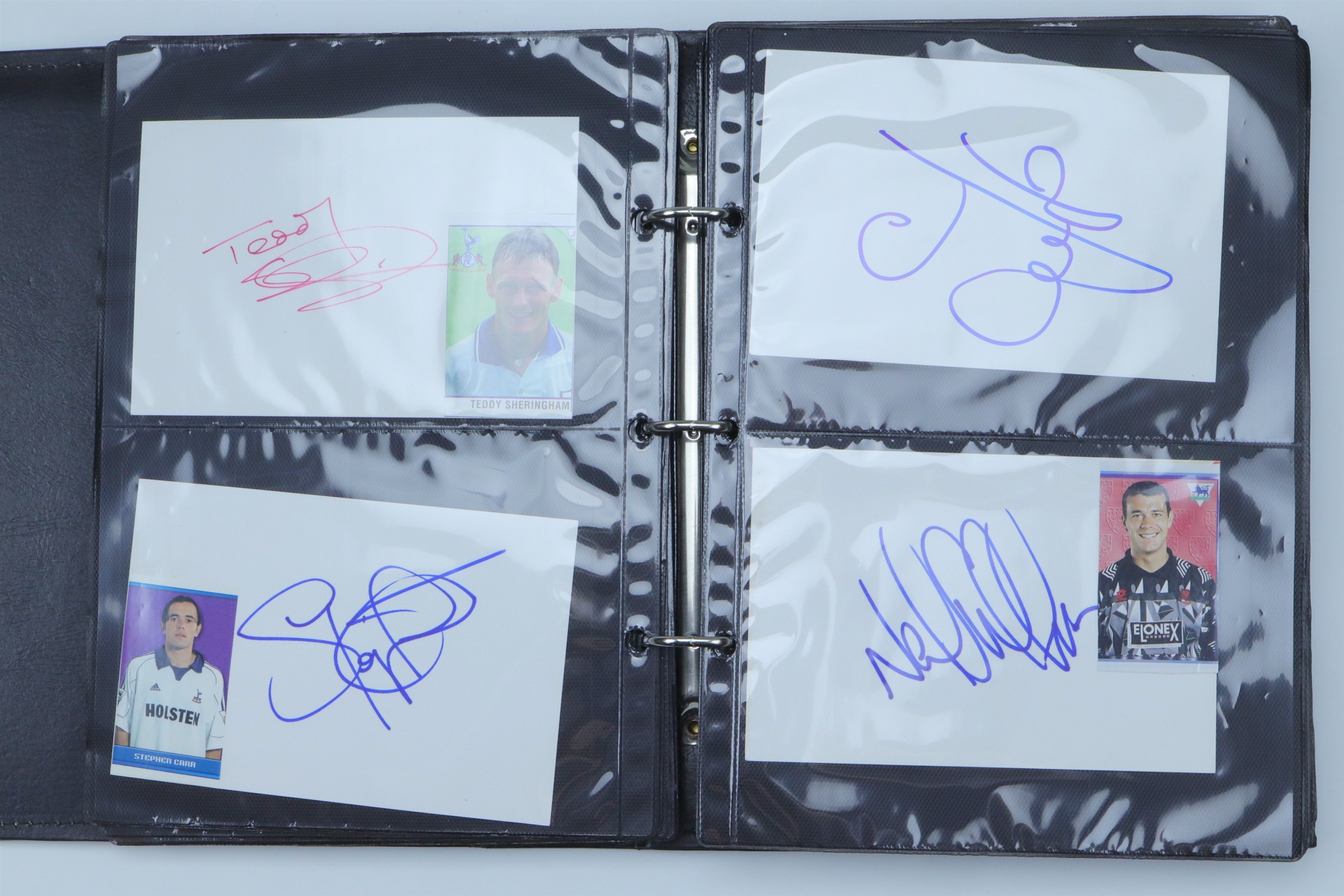 [ Autographs ] Album of football players' signatures, including Bobby Robson, Glen Hoddle, George - Image 16 of 35