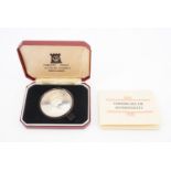 A 1976 Pobjoy Mint "Washington Crown", cased with certificate, 28.28 g Sterling white metal
