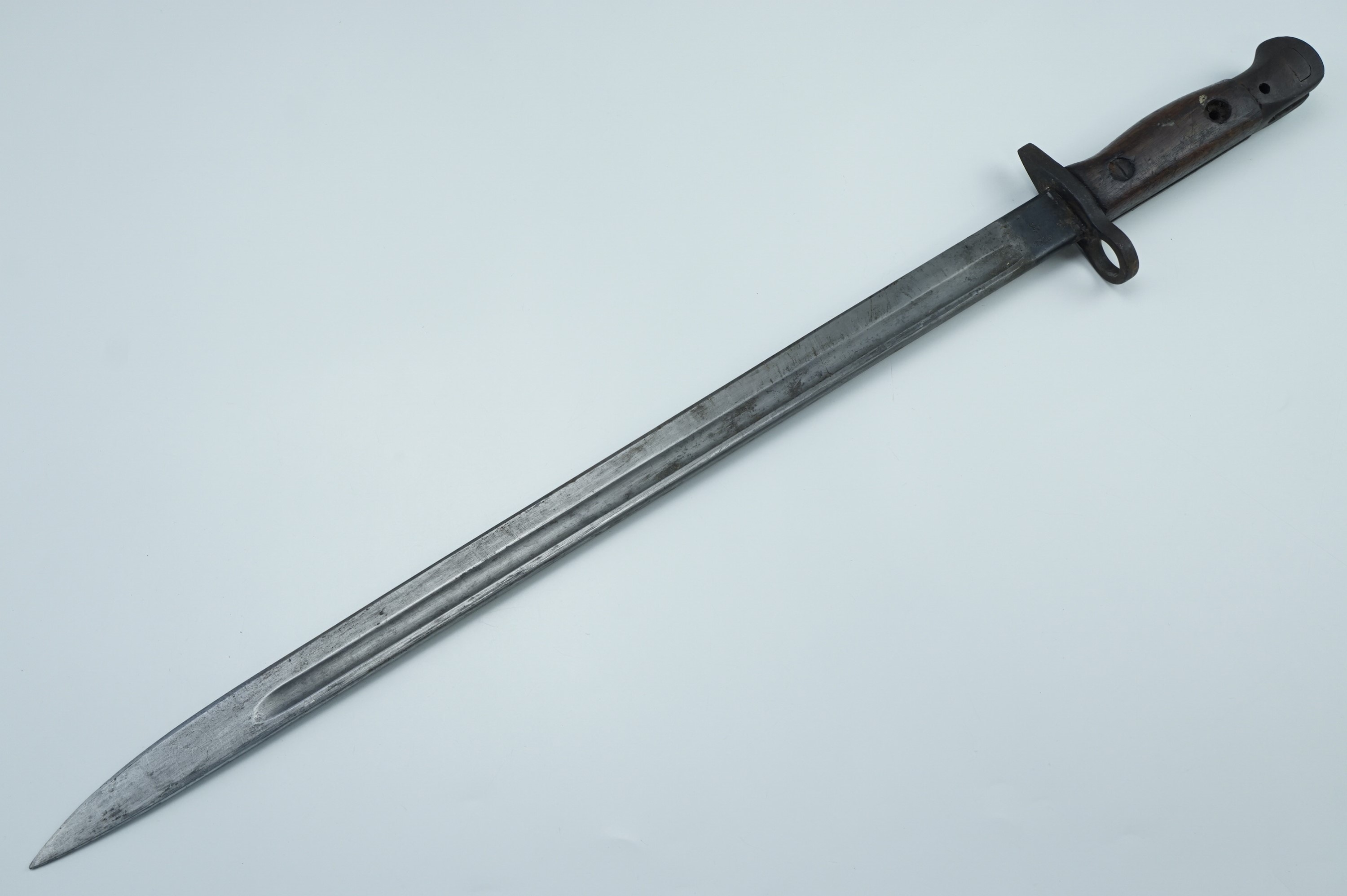 A Pattern 1907 bayonet by Sanderson, manufactured 1916, (scabbard lacking)