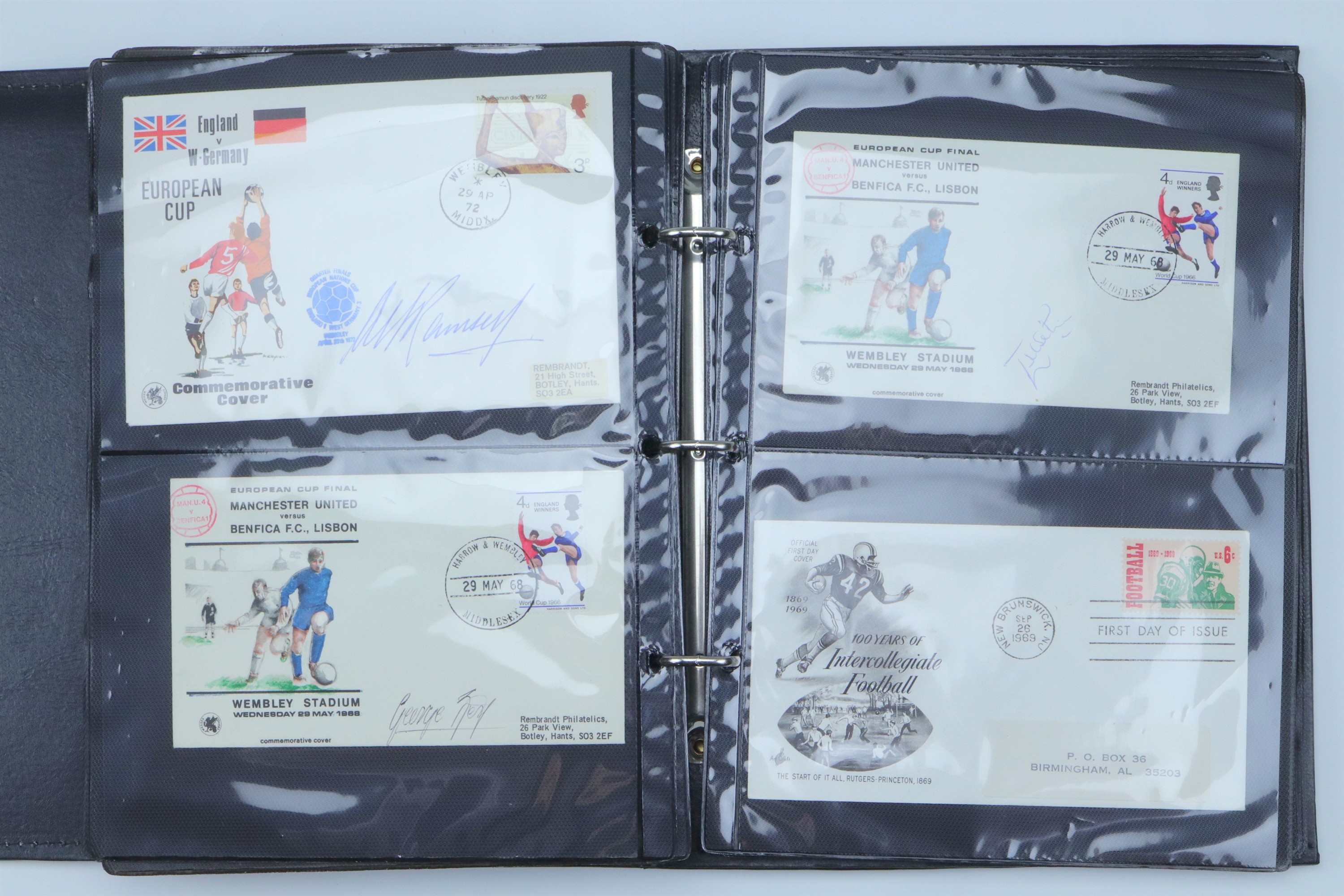 [ Autographs ] Album of football players' signatures, including Bobby Robson, Glen Hoddle, George - Image 32 of 35