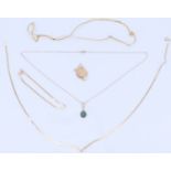 A 9 ct gold necklace and bracelet (a/f), together with a similar 9 ct yellow metal necklace, a 9