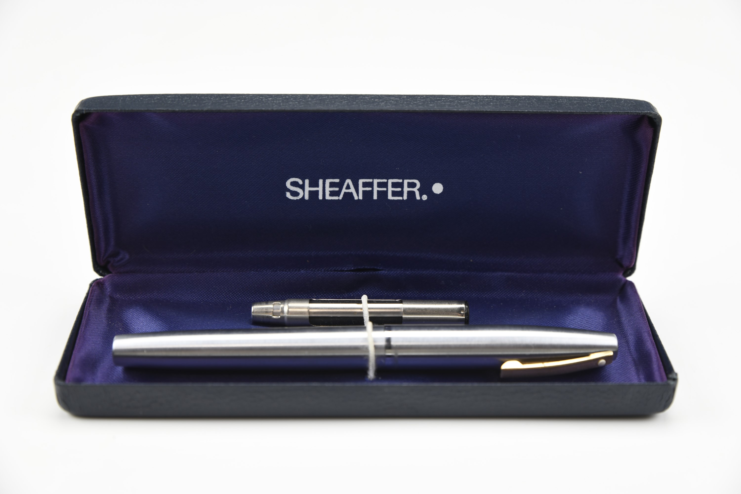 Two cased Sheaffer fountain pens, including one with nib marked '14k' - Image 3 of 3