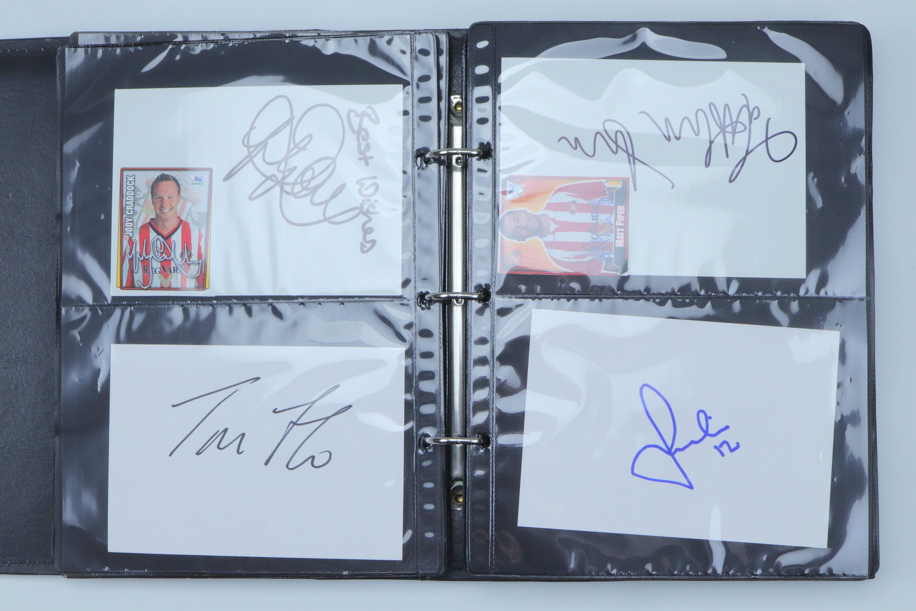 [ Autographs ] Album of football players' signatures, including Bobby Robson, Glen Hoddle, George - Image 12 of 35