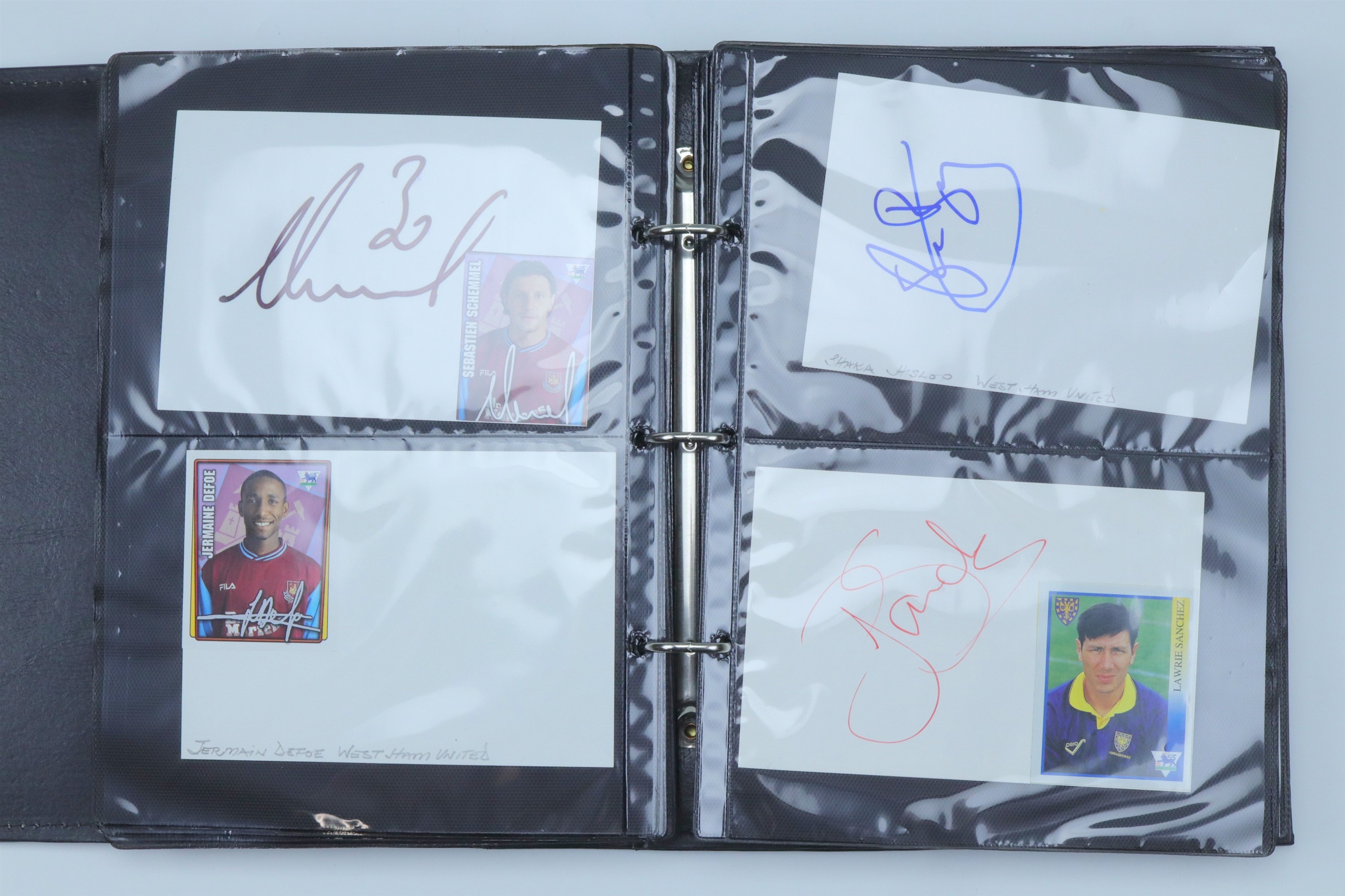 [ Autographs ] Album of football players' signatures, including Bobby Robson, Glen Hoddle, George - Image 23 of 35