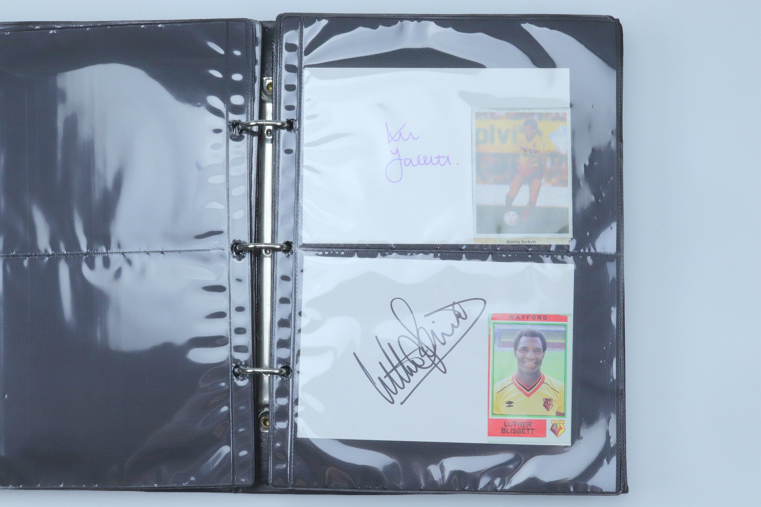 [ Autographs ] Album of football players' signatures, including Bobby Robson, Glen Hoddle, George - Image 19 of 35