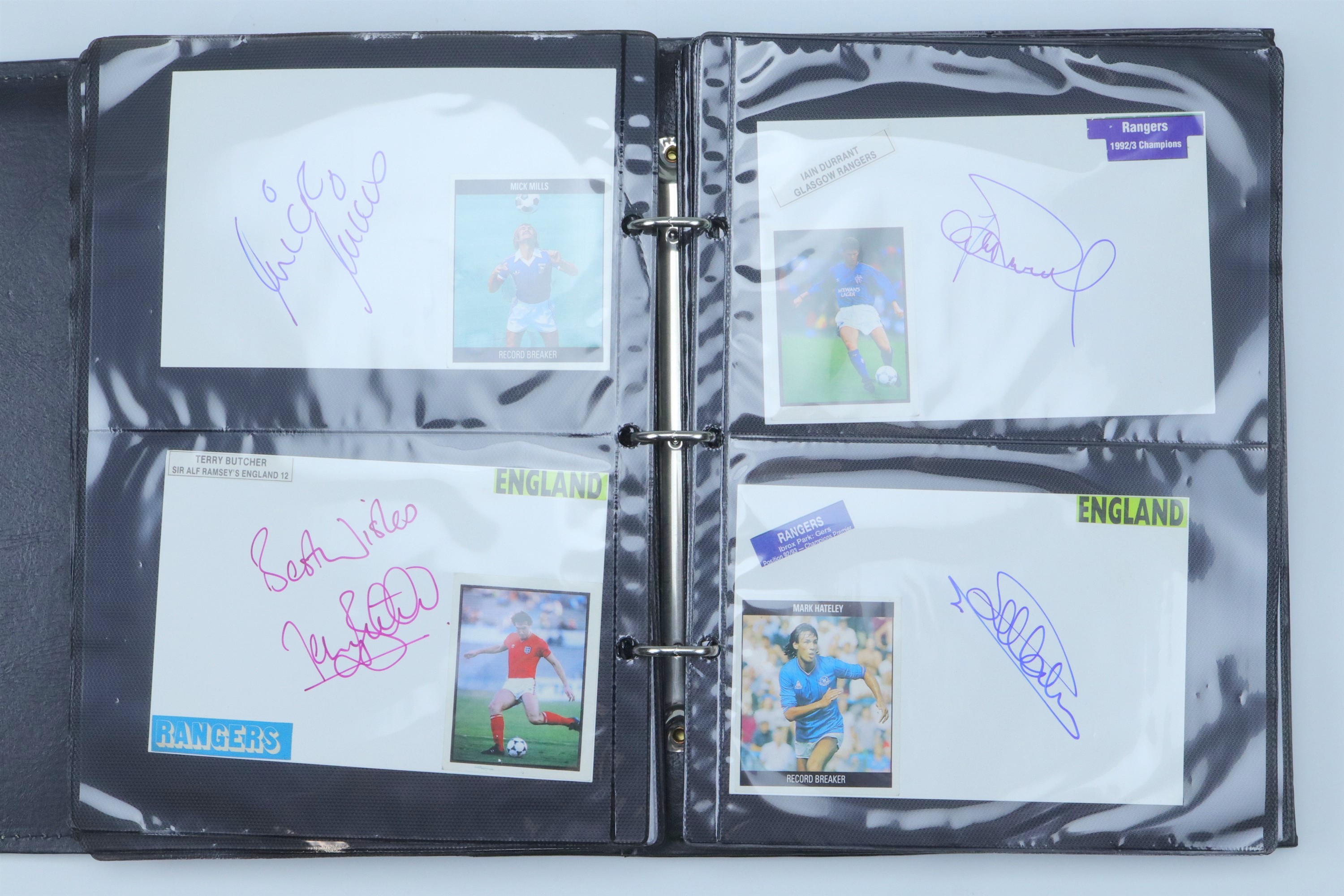 [ Autographs ] Album of football players' signatures, including Bobby Robson, Glen Hoddle, George - Image 25 of 35