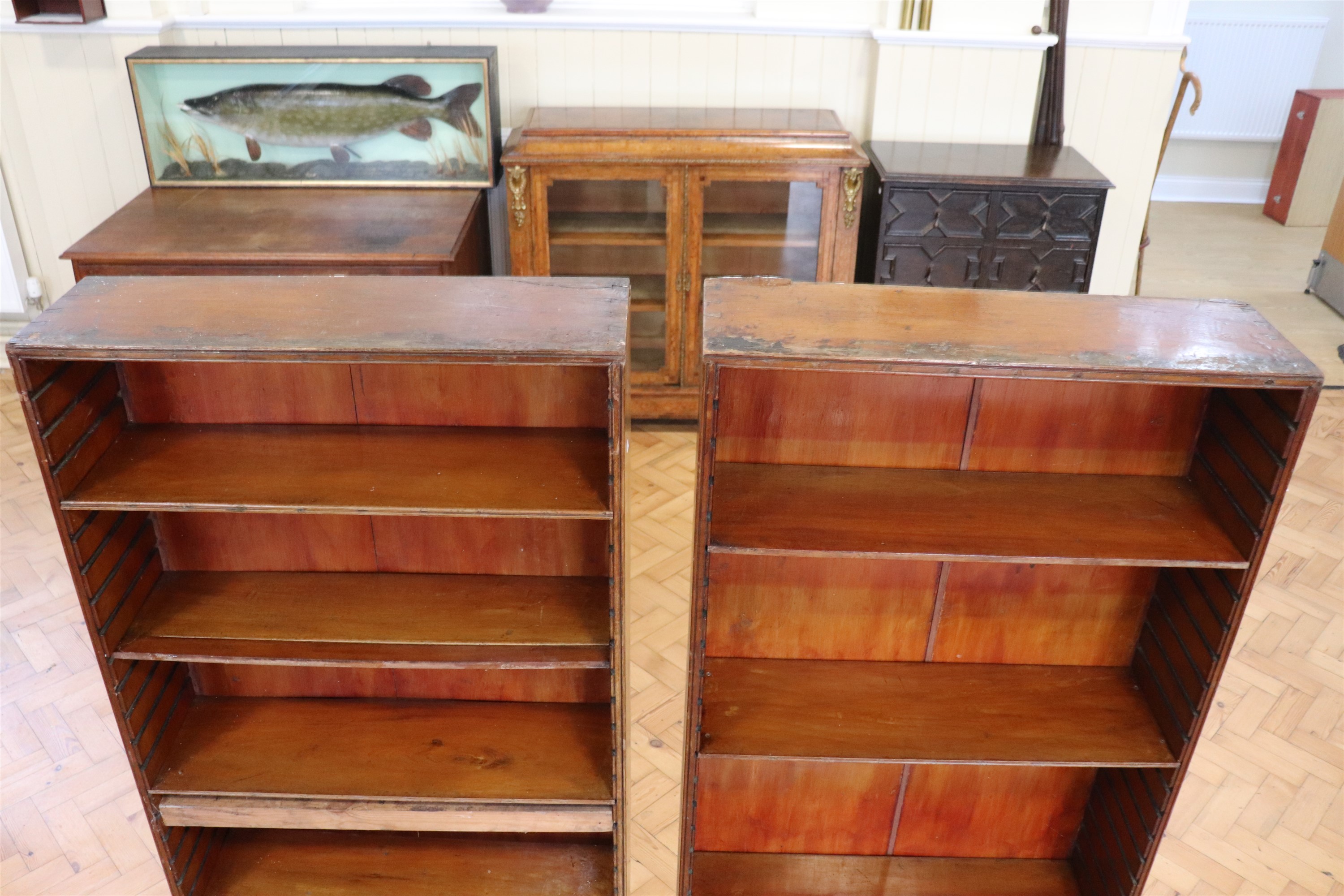 A pair of late Victorian mahogany open-fronted bookcases, having adjustable wooden shelves, 74 cm - Image 2 of 2