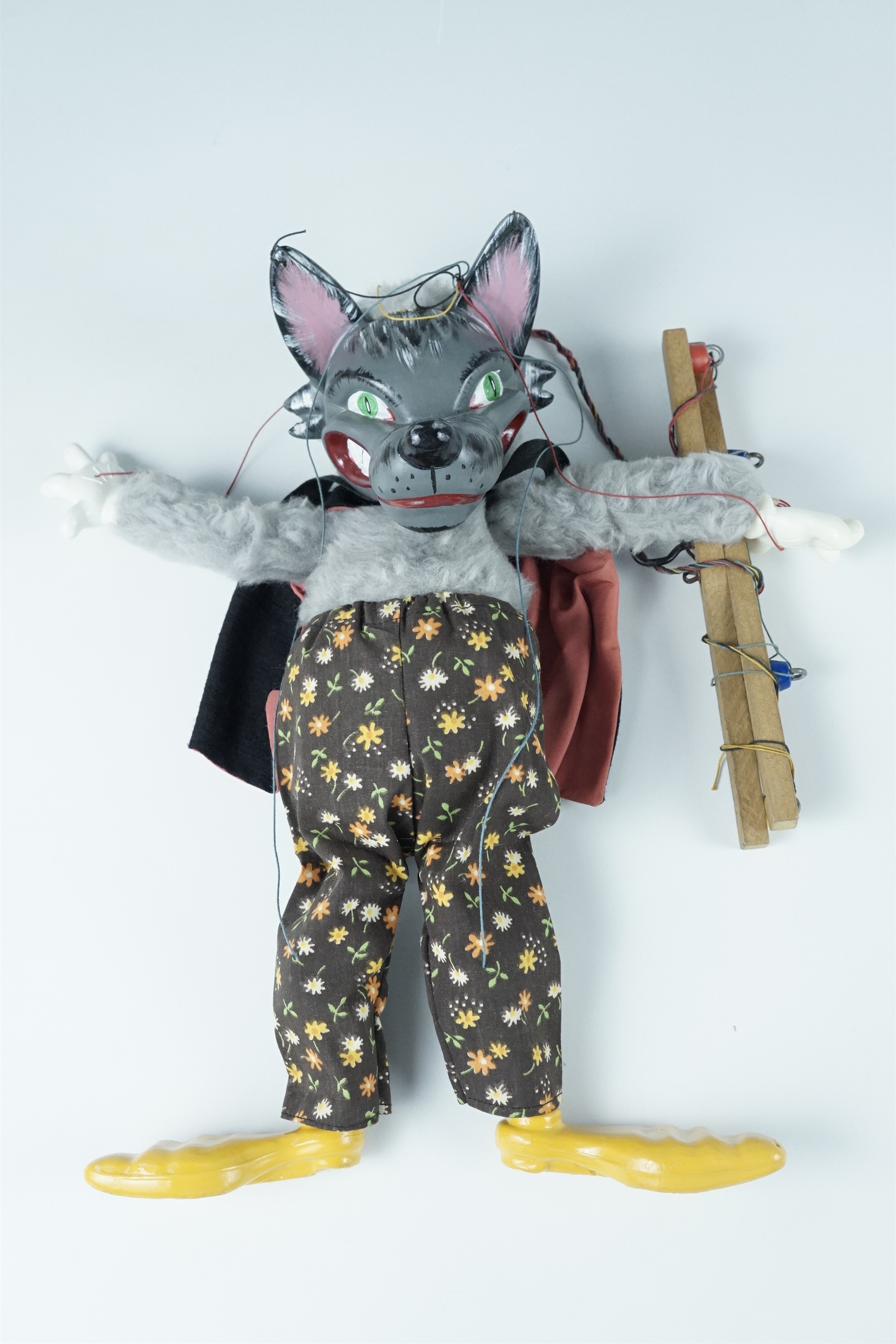A 1960s Pelham Puppet SL21 "Wolf" in original box, puppet 35 cm
