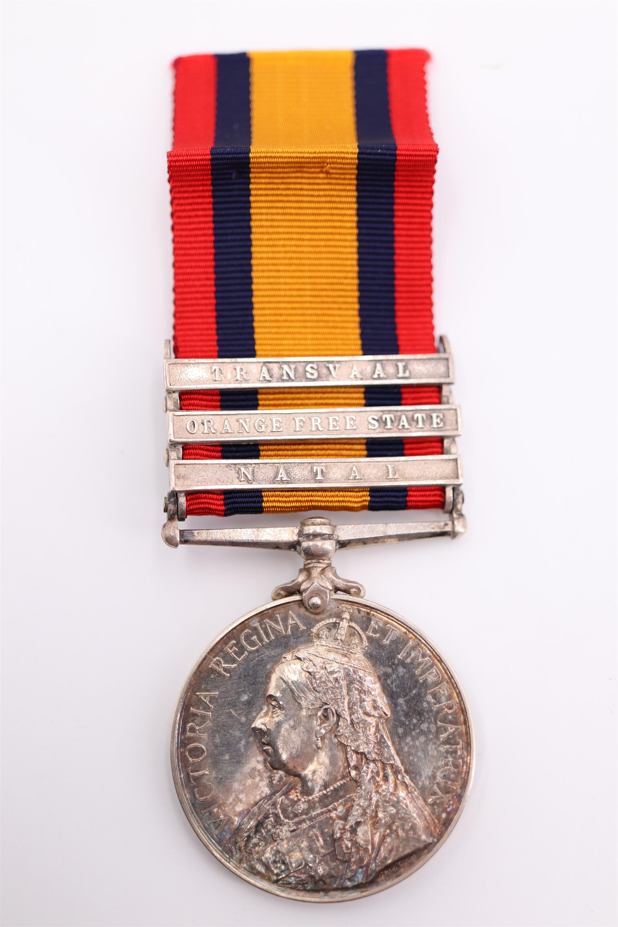A Queen's South Africa Medal with three clasps to 3900 Pte R Hewitson, 1st Battalion Border Regiment