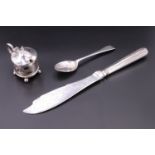 A William IV silver handled fish knife, a silver teaspoon and a pierced mustard pot holder (a/f), 45