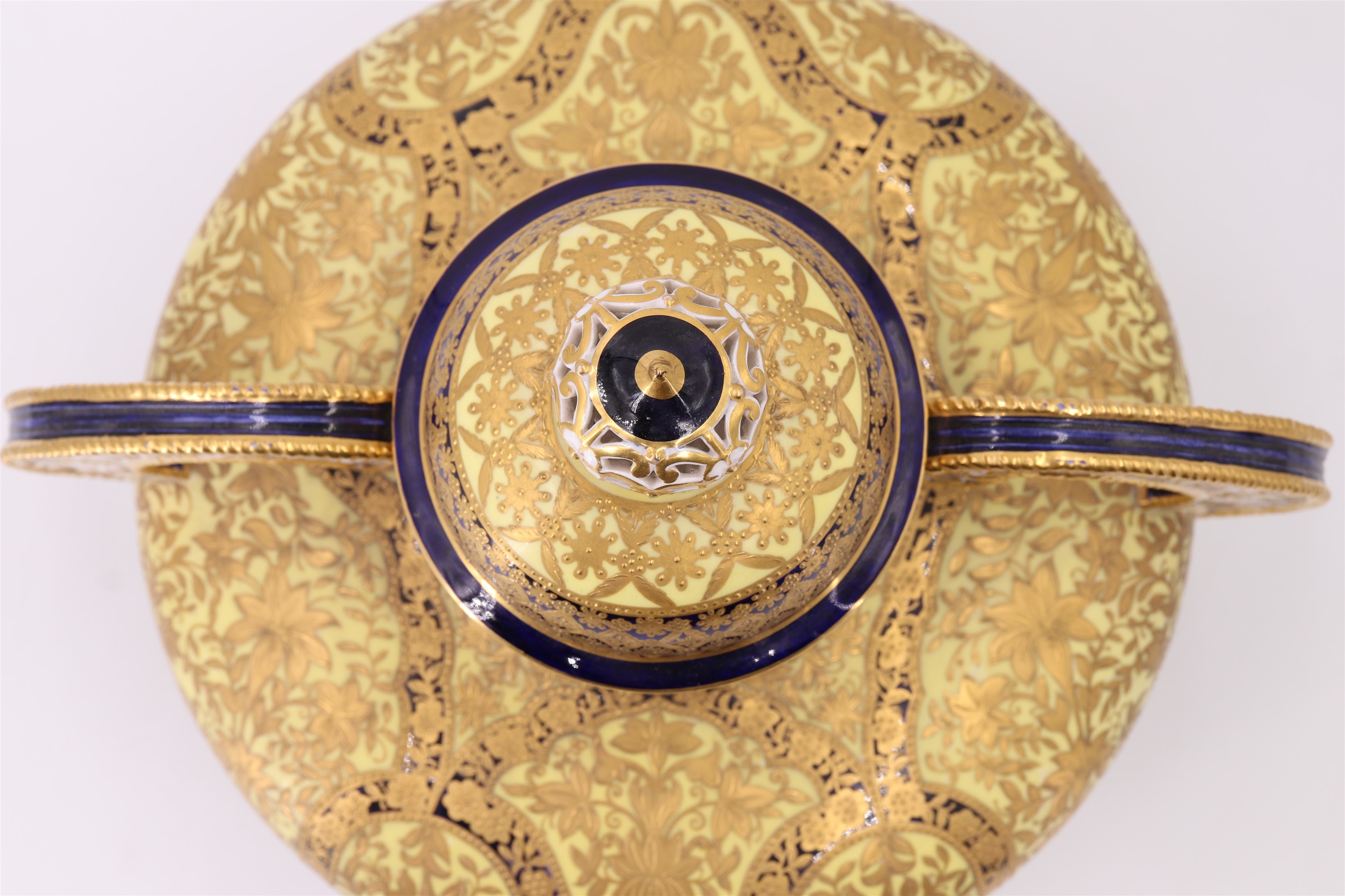 A late Victorian Royal Crown Derby Alhambra vase, of pronounced oblate form with domed cover, - Image 7 of 13