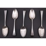 Five George III silver Hanoverian pattern table spoons, Thompson Davis, London, 1762, 372 g
