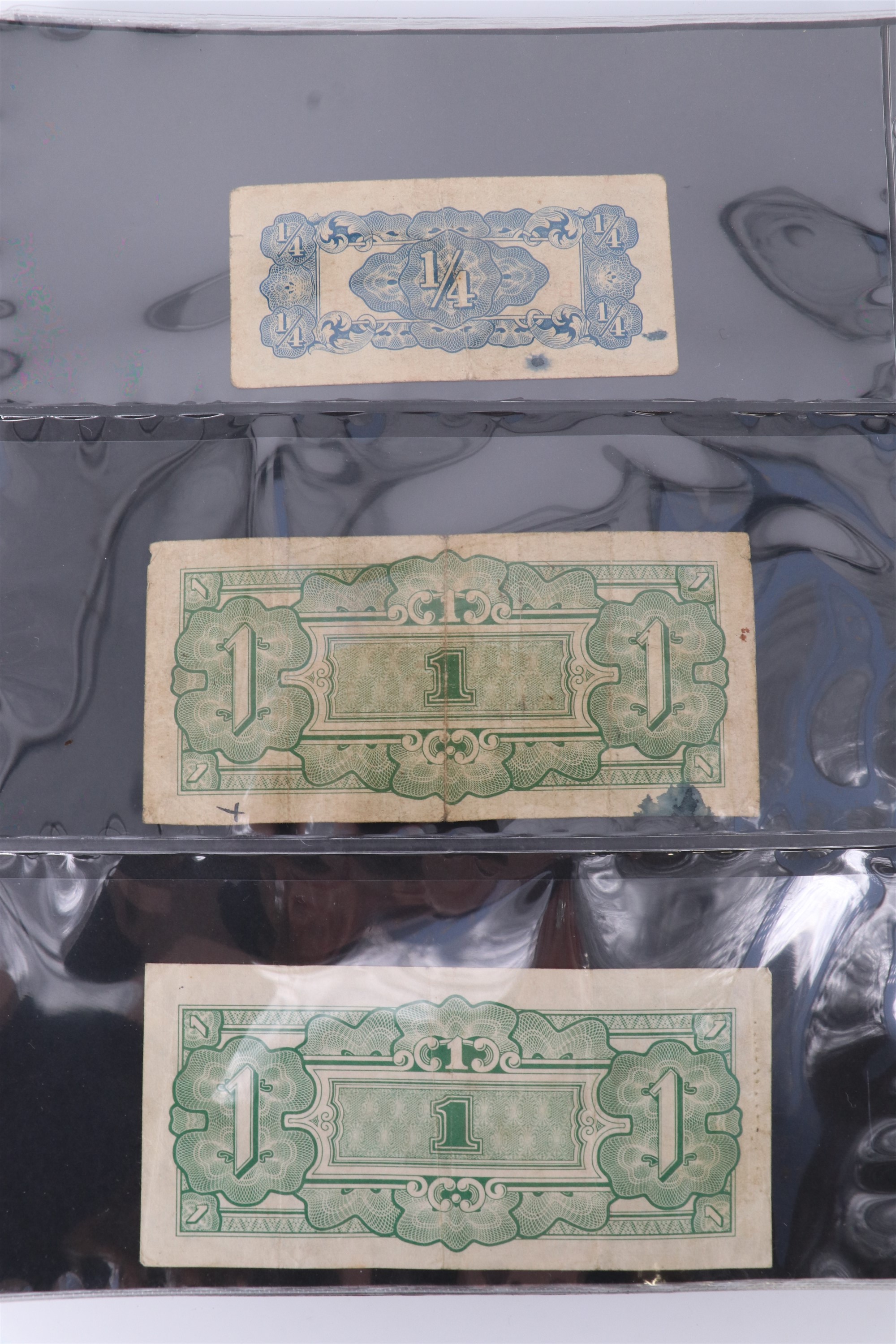 An album containing a collection of world banknotes, including Zaire (DR Congo), Ireland, - Image 35 of 87