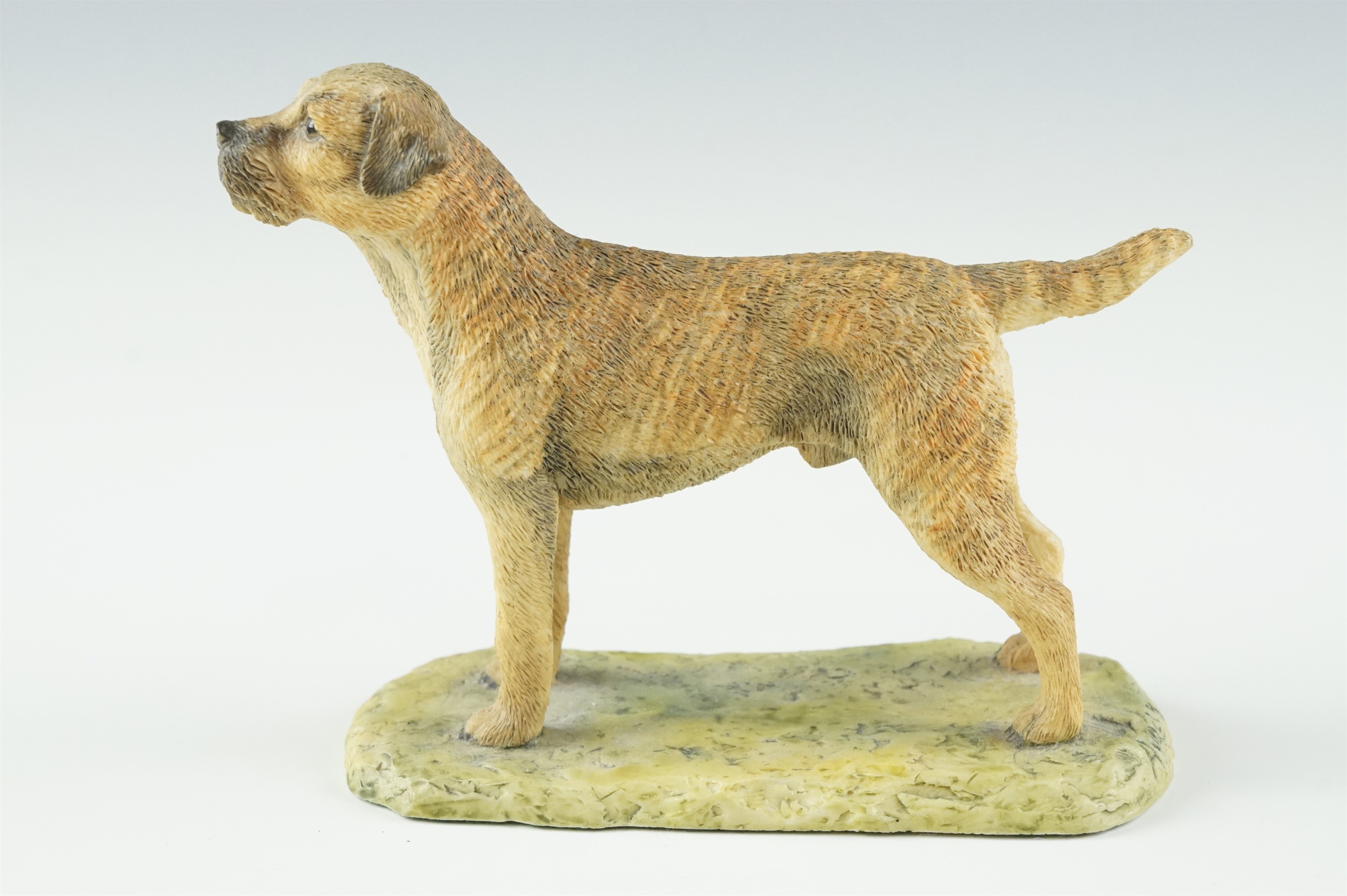 A Border Fine Arts border terrier figurine, Ray Ayres, 1983, 9cm